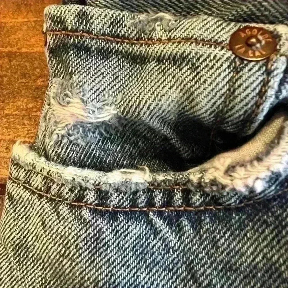 Agolde Riley jeans size 27, distressed, destroyed, EUC, denim - Picture 9 of 14